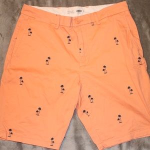 Men’s Ultimate Slim Shorts Size 33